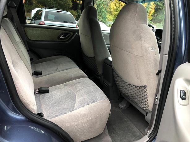 2001 Mazda Tribute LX 162K AWD SUN ROOF image 4