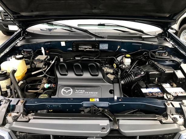 2001 Mazda Tribute LX 162K AWD SUN ROOF image 8