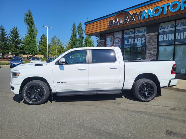 2022 Ram 1500 Sport Crew Cab - 4X4, Heated Seats and Steering image 3