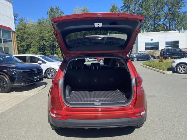 2019 Kia Sportage LX AWD image 7