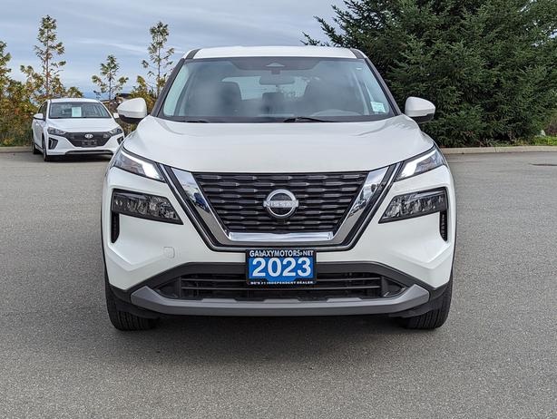 2023 Nissan Rogue S - AWD, Heated Steering Wheel, Apple Car Play image 2