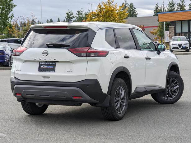 2023 Nissan Rogue S - AWD, Heated Steering Wheel, Apple Car Play image 5