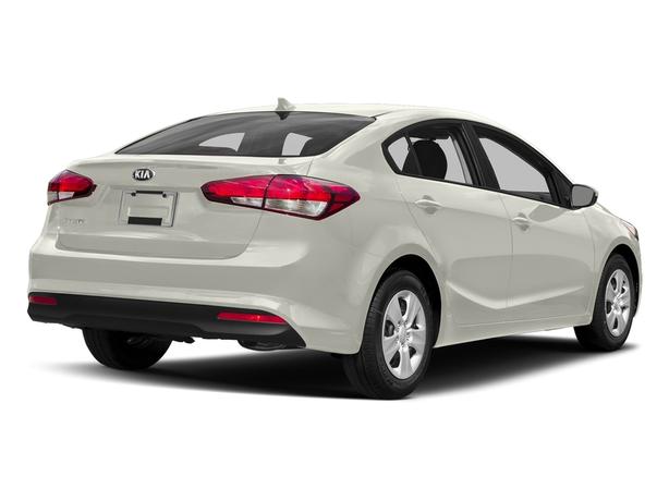 2017 Kia Forte image 2