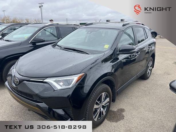 2018 Toyota RAV4 LE l AWD l Heated Seats l Back Up Cam image 1