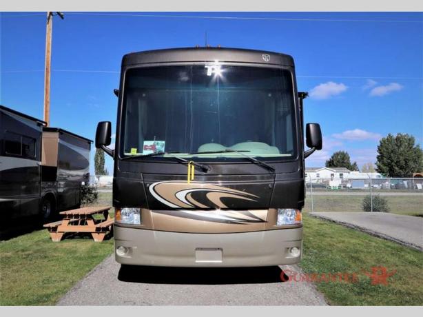 Used 2015 Thor Motor Coach Palazzo 35.1 image 2