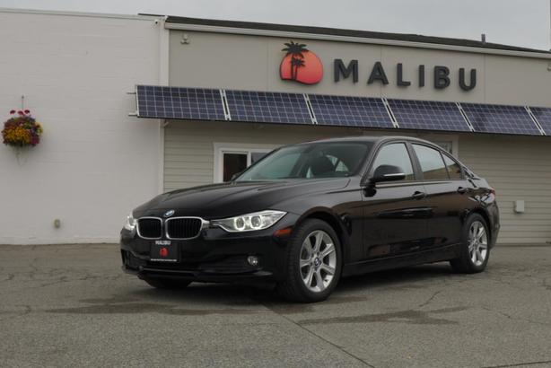 2012 BMW 3 Series Sedan image 7