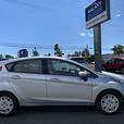 2015 Ford Fiesta S FWD-AM/FM/CD w/MP3,Air Conditioning thumbnail image 3