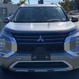 2022 Mitsubishi Outlander GT 4WD-Navigation,Heads-Up Display,Auto Wipers thumbnail image 2