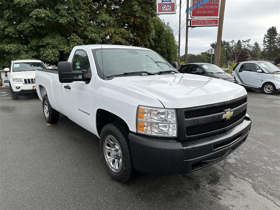 2011 Chevrolet Silverado 1500 display photo