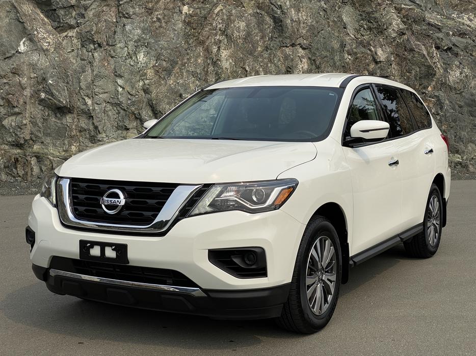2020 Nissan Pathfinder S 4WD-NissanConnect,Parking Sensors,Keyless Entry display photo
