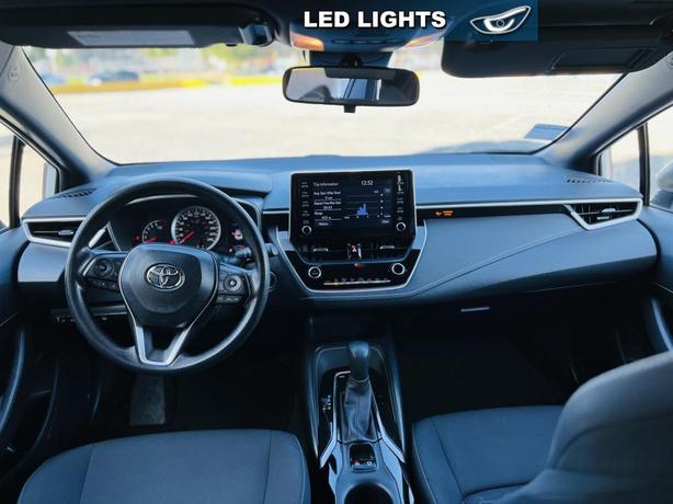2021 Toyota Corolla Hatchback S image 2