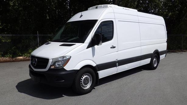 2016 Mercedes-Benz Sprinter 2500 High Roof 170-inch WheelBase Reefer Cargo Van D image 5