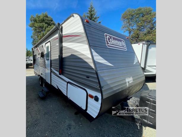 Used 2019 Dutchmen RV COLEMAN LANTERN 202RDWE image 2