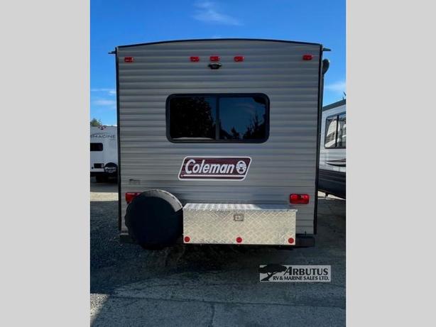 Used 2019 Dutchmen RV COLEMAN LANTERN 202RDWE image 3