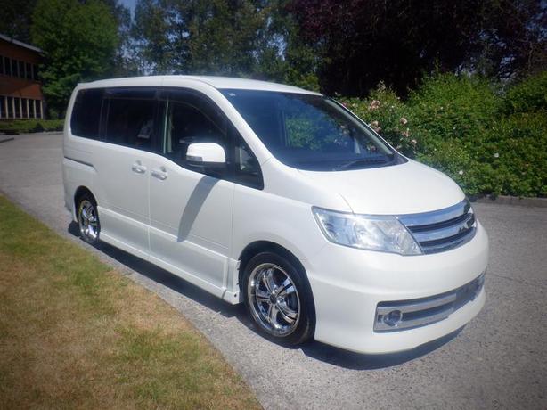 2008 Nissan Serena Right Hand Drive image 1