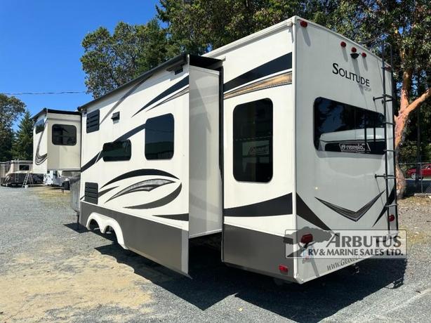 Used 2019 Grand Design Solitude 310GK image 4