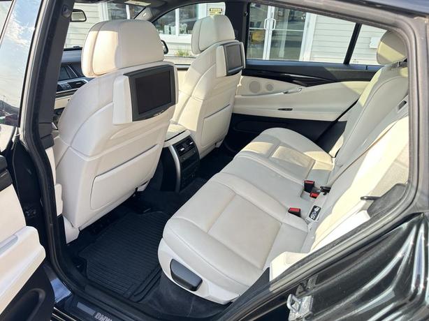 2011 BMW 5 Series 535i xDrive Gran Turismo image 7