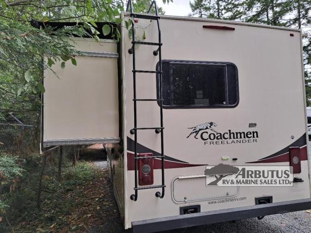 Used 2017 Coachmen RV Freelander 21RS image 3