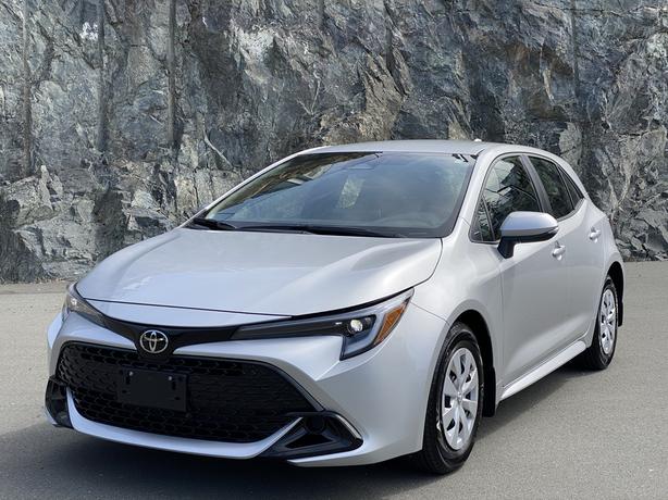 2023 Toyota Corolla Hatchback FWD-SiriusXM,Auto Climate,Back Up Cam image 1