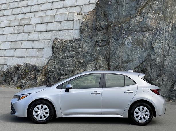 2023 Toyota Corolla Hatchback FWD-SiriusXM,Auto Climate,Back Up Cam image 5