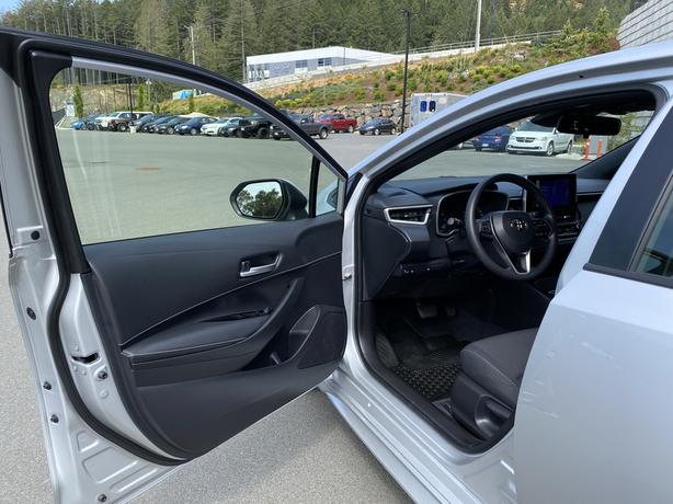 2023 Toyota Corolla Hatchback FWD-SiriusXM,Auto Climate,Back Up Cam image 6