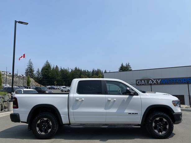 2019 Ram 1500 Rebel 4WD V8-Uconnect 4,Sun Visors,w/Package 25W image 3
