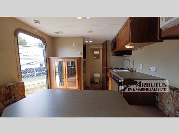 Used 2014 Dutchmen RV Island Trail 1500BH Mini image 8