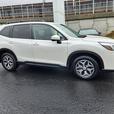 2021 Subaru Forester Touring thumbnail image 4
