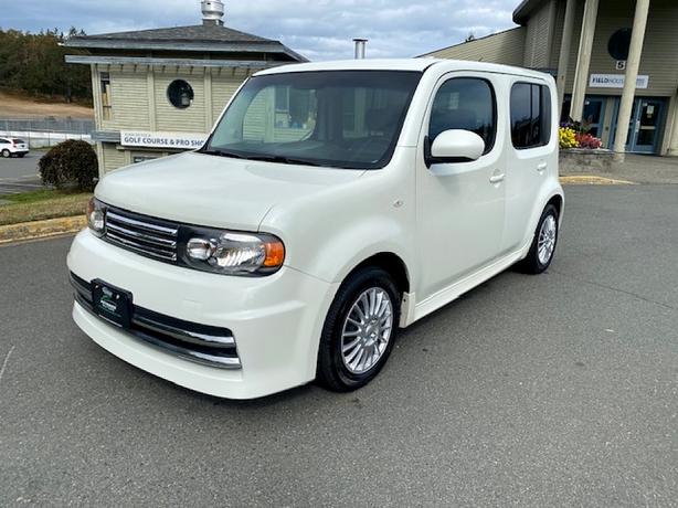 2010 Nissan cube 1.8 S Krom Edition image 1
