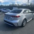 2022 Toyota Corolla LE thumbnail image 5