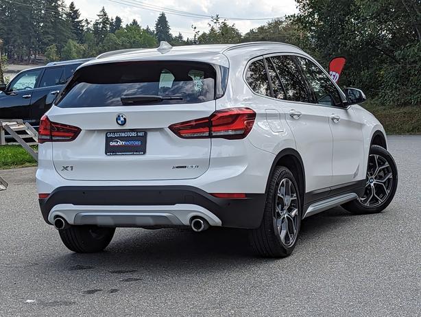 2020 BMW X1 xDrive28i - No Accidents, Sunroof, Navigation image 5