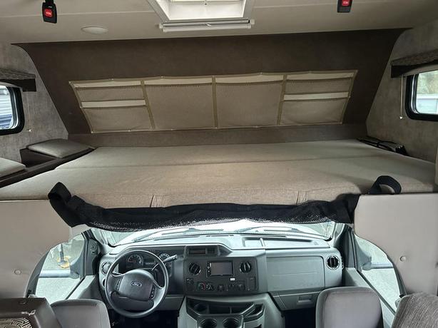 2019 Ford ADVENTURER 24DS image 6