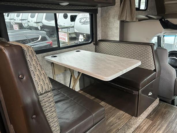 2019 Ford ADVENTURER 24DS image 7