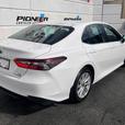 2021 Toyota Camry Hybrid Le thumbnail image 7