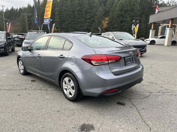 2017 Kia Forte LX+ image 3