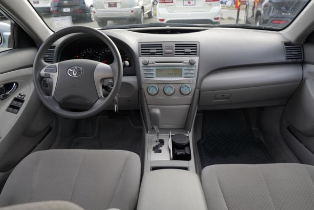 2007 Toyota Camry 4dr Sdn I4 Auto LE image 5