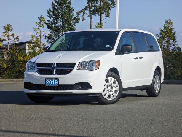 2019 Dodge Grand Caravan CVP - 7 Passenger, Backup Cam, No Accidents image 1