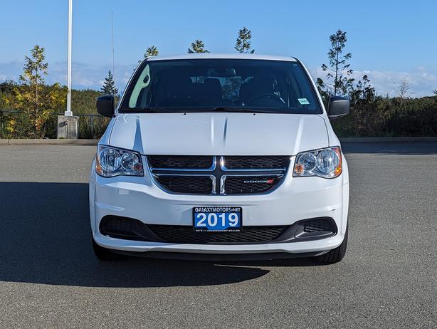 2019 Dodge Grand Caravan CVP - 7 Passenger, Backup Cam, No Accidents image 2