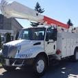 2006 International 4300 DT466 Bucket Truck Air Brakes Dually Diesel thumbnail image 5