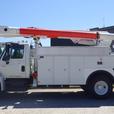 2006 International 4300 DT466 Bucket Truck Air Brakes Dually Diesel thumbnail image 6