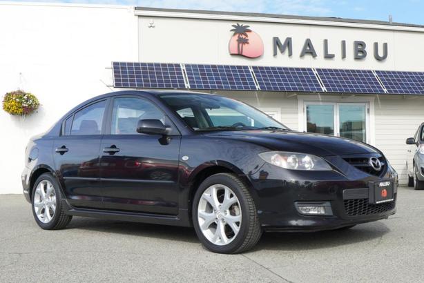 2009 Mazda3 4dr Sdn Man GT image 1