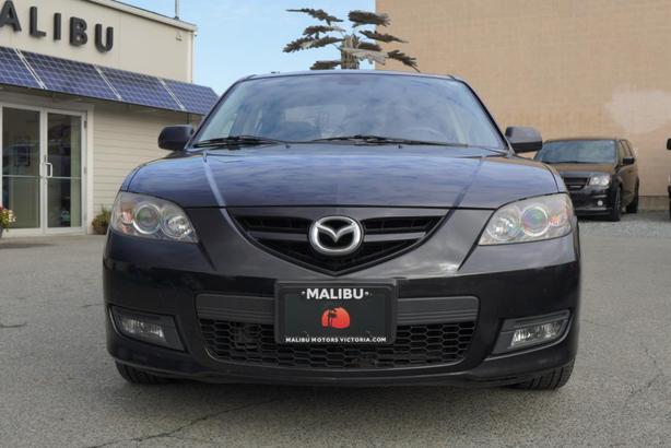 2009 Mazda3 4dr Sdn Man GT image 2