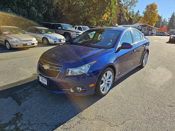 2012 Chevrolet Cruze LT w/2LT image 2