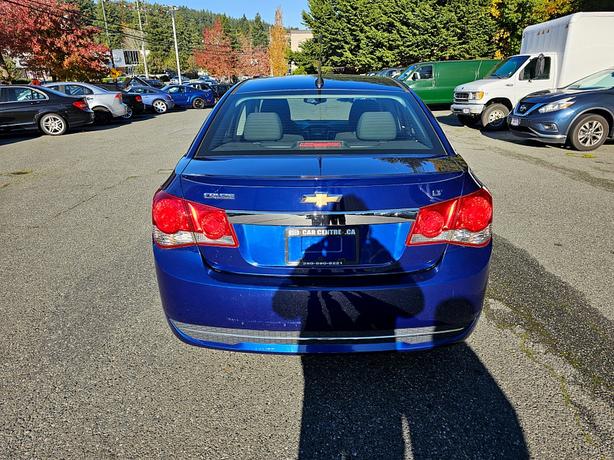 2012 Chevrolet Cruze LT w/2LT image 5