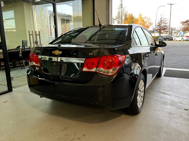 2011 Chevrolet Cruze LT, 1 Owner, Local Island, LOW KM! image 5