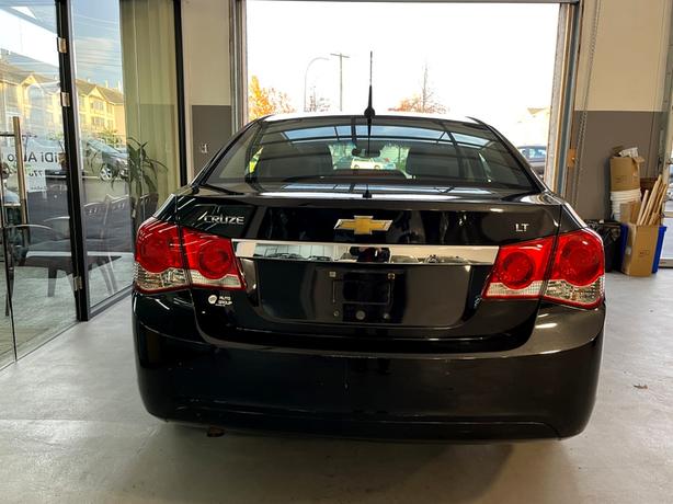 2011 Chevrolet Cruze LT, 1 Owner, Local Island, LOW KM! image 6