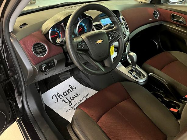 2011 Chevrolet Cruze LT, 1 Owner, Local Island, LOW KM! image 8