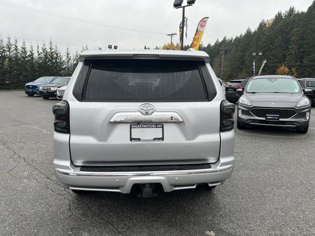 2018 Toyota 4Runner Limited image 4