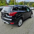 2019 Ford Escape SEL thumbnail image 4