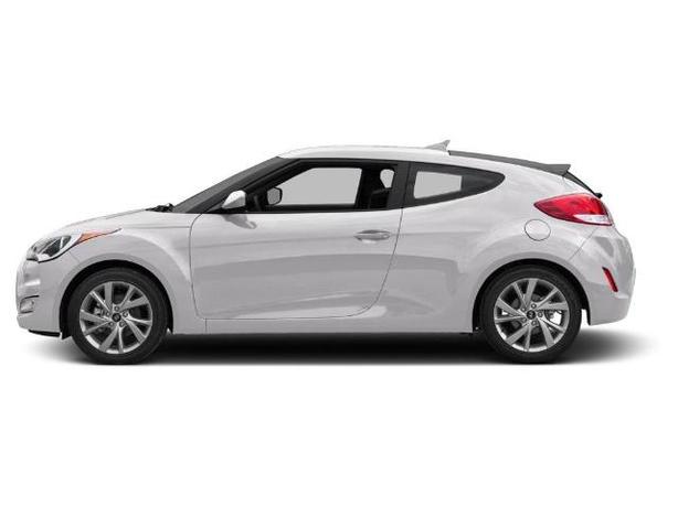 2017 Hyundai Veloster Tech (DCT) 3dr Hatchback image 2